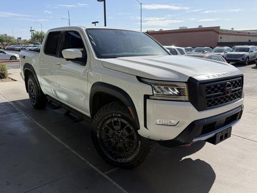 Glacier White 2024 Nissan Frontier PRO-4X