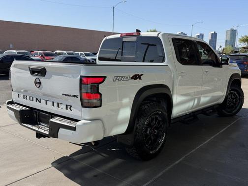 Glacier White 2024 Nissan Frontier PRO-4X