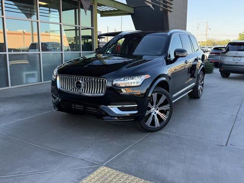 2024 Volvo XC90 Recharge Plug-In Hybrid T8 Plus Bright Theme 7-Seater