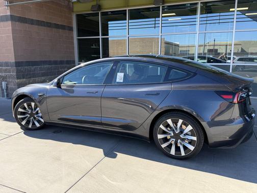 2024 Tesla Model 3 Long Range