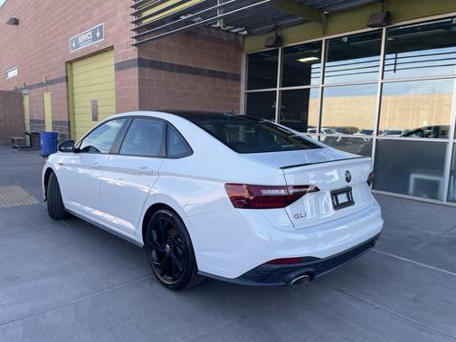 2024 Volkswagen Jetta GLI 2.0T Autobahn