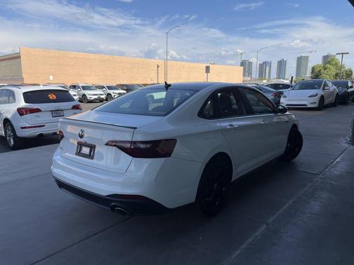 2024 Volkswagen Jetta GLI 2.0T Autobahn