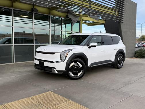 2025 Kia EV9 Wind