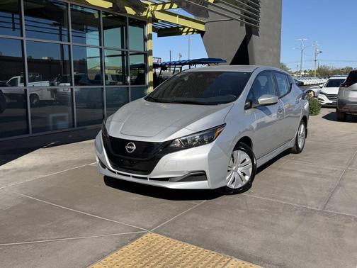 2023 Nissan Leaf S 40 kWh