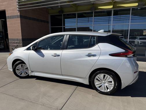 2023 Nissan Leaf S 40 kWh