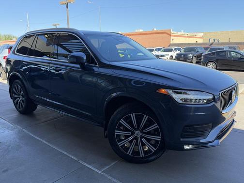 2023 Volvo XC90 B5 Core