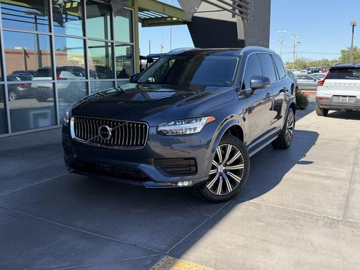2023 Volvo XC90 B5 Core
