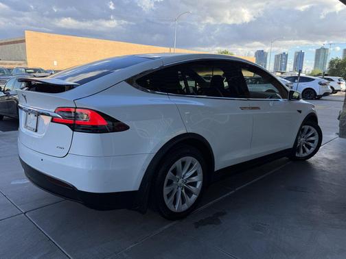 2019 Tesla Model X 75D