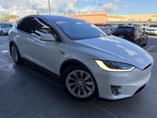 2019 Tesla Model X 75D
