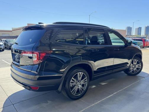 2022 Honda Pilot 2WD Sport