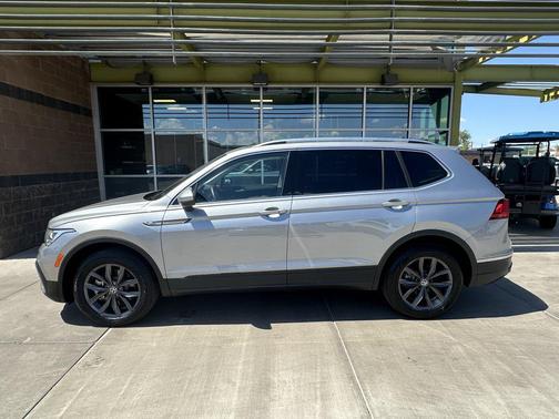 2022 Volkswagen Tiguan 2.0T SE 4MOTION
