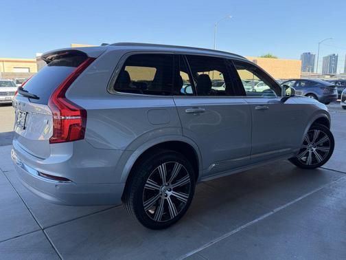 2024 Volvo XC90 Recharge Plug-In Hybrid T8 Core Bright Theme