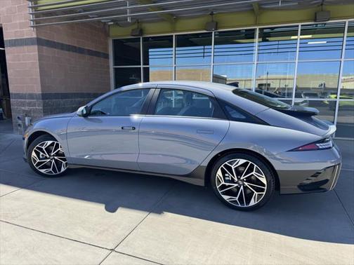 2024 Hyundai IONIQ 6 SEL
