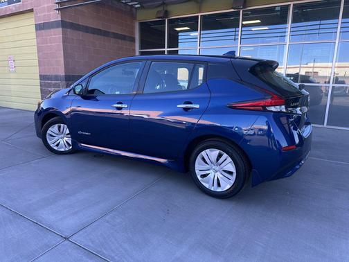 2019 Nissan Leaf S