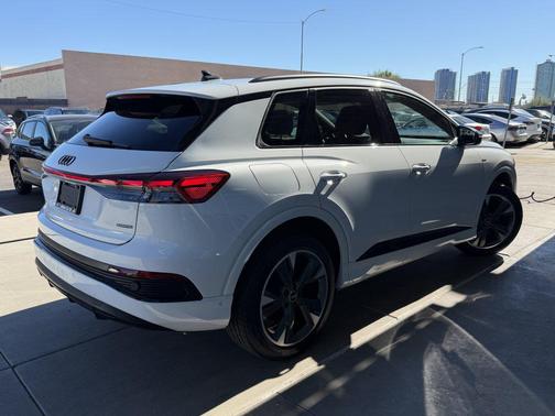 2023 Audi Q4 e-tron Premium Plus 50 quattro