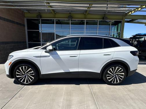 2023 Volkswagen ID.4 Pro S Plus