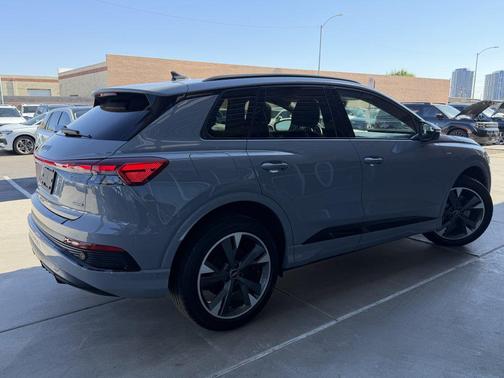 2023 Audi Q4 e-tron Prestige 50 quattro