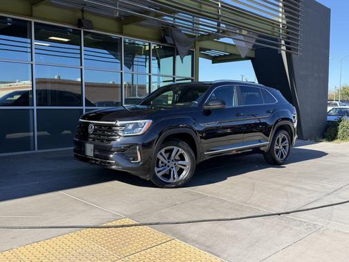 2024 Volkswagen Atlas Cross Sport 2.0T SEL