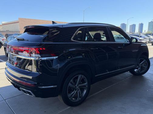 2024 Volkswagen Atlas Cross Sport 2.0T SEL