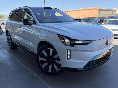 Crystal White Metallic 2025 Volvo EX90 Ultra, Twin Motor Performance, Fully electric, 7 Seats