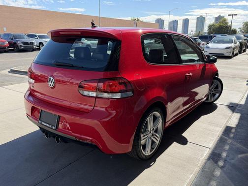 2012 Volkswagen Golf R 4-Door w/DCC & Navigation