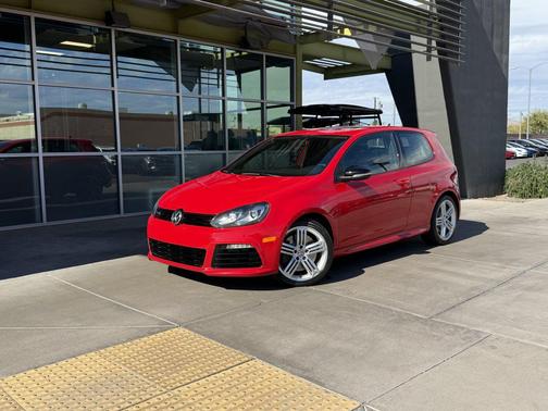 2012 Volkswagen Golf R 4-Door w/DCC & Navigation