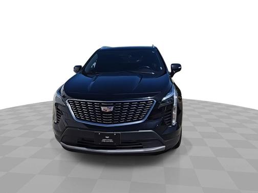 Stellar Black Metallic 2023 Cadillac XT4 Premium Luxury