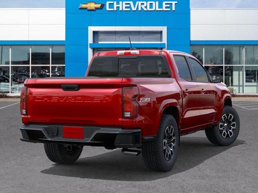 Radiant Red Tintcoat 2026 Chevrolet Colorado Z71