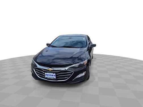 Mosaic Black Metallic 2022 Chevrolet Malibu FWD LT