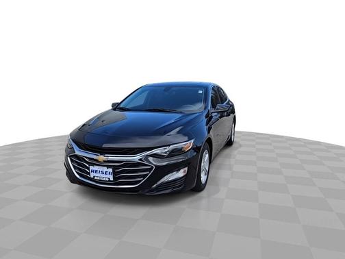 Mosaic Black Metallic 2022 Chevrolet Malibu FWD LT