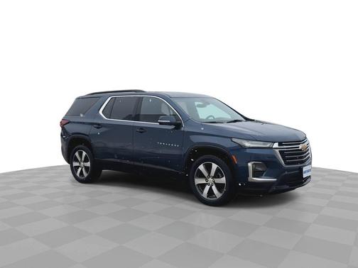 2022 Chevrolet Traverse LT Leather