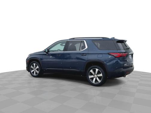 2022 Chevrolet Traverse LT Leather