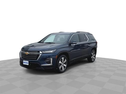 2022 Chevrolet Traverse LT Leather