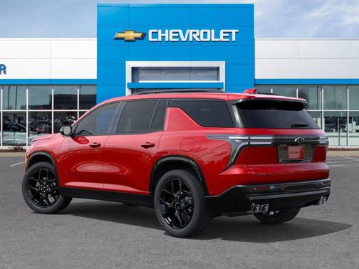 Radiant Red Tintcoat 2026 Chevrolet Traverse RS