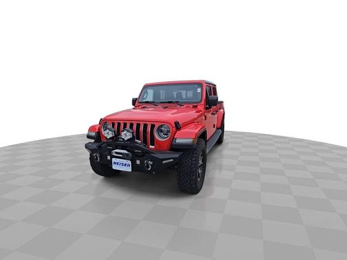 Firecracker Red Clearcoat 2020 Jeep Gladiator Overland