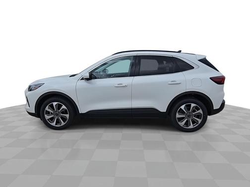 STAR WHITE METALLIC TRI-COAT 2024 Ford Escape Platinum