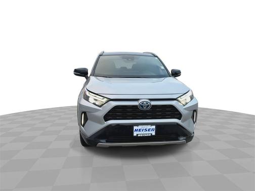 2022 Toyota RAV4 Hybrid SE