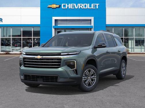 Trillium Green Metallic 2027 Chevrolet Traverse LT
