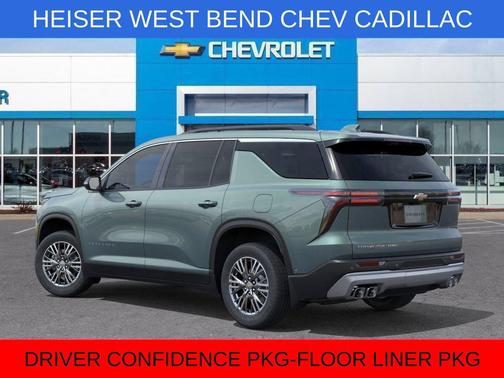 Trillium Green Metallic 2027 Chevrolet Traverse LT