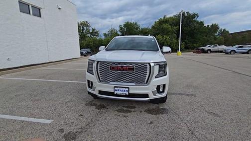 White Frost Tricoat 2021 GMC Yukon XL Denali