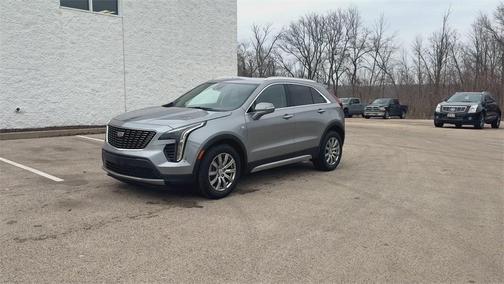 2023 Cadillac XT4 Premium Luxury