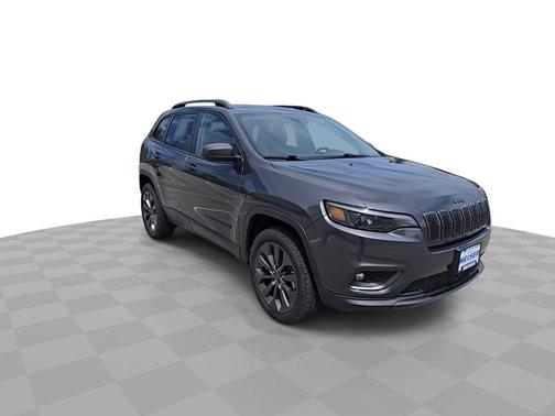 Granite Crystal Metallic Clearcoat 2021 Jeep Cherokee Latitude Lux