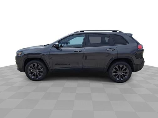 Granite Crystal Metallic Clearcoat 2021 Jeep Cherokee Latitude Lux