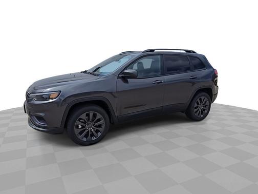 Granite Crystal Metallic Clearcoat 2021 Jeep Cherokee Latitude Lux