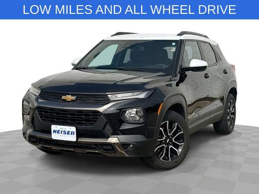 Mosaic Black Metallic 2023 Chevrolet Trailblazer ACTIV