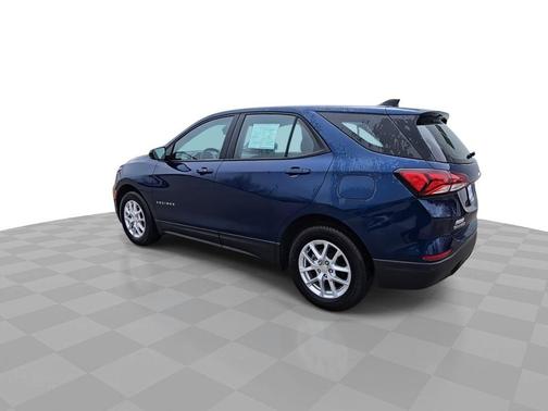 Blue Glow Metallic 2023 Chevrolet Equinox LS