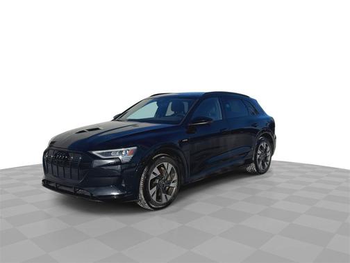 2022 Audi e-tron Premium