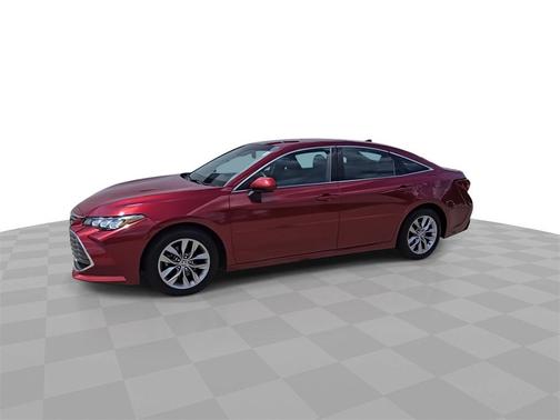 2021 Toyota Avalon XLE