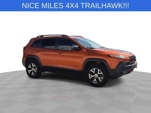 Mango Tango Pearlcoat 2016 Jeep Cherokee Trailhawk