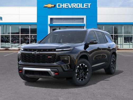 Mosaic Black Metallic 2027 Chevrolet Traverse AWD Z71